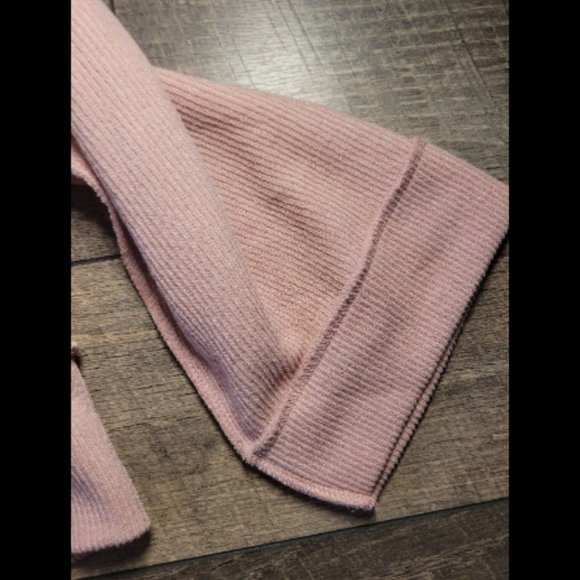 BDG Urban Outfitters Oversized Pink Cropped Sweater - Picture 6 of 10